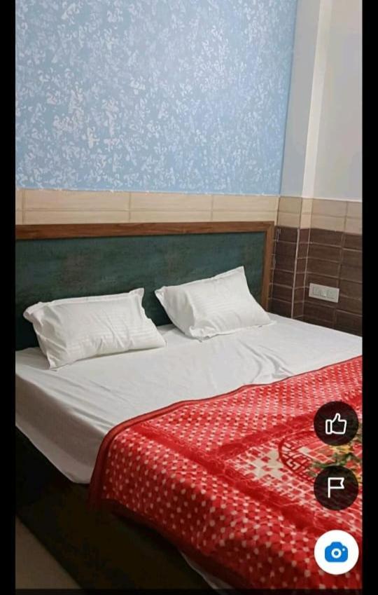 Harsh Vardhan Dham Guest house Vrindavan